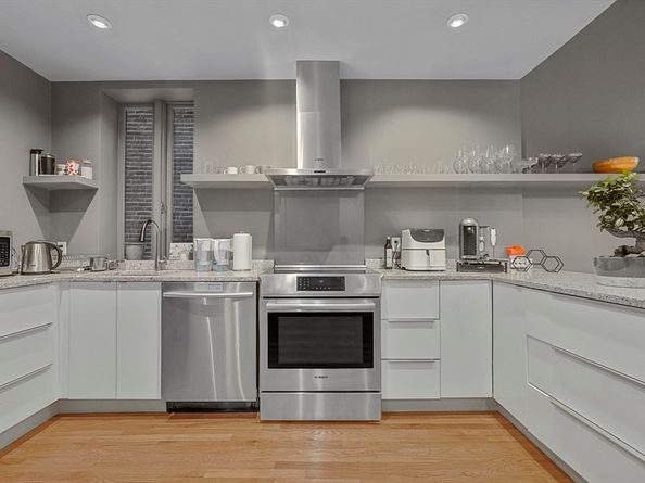70 Clarendon St 1, Boston MA 02116