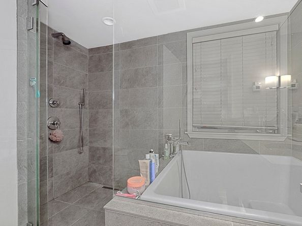 70 Clarendon St 1, Boston MA 02116