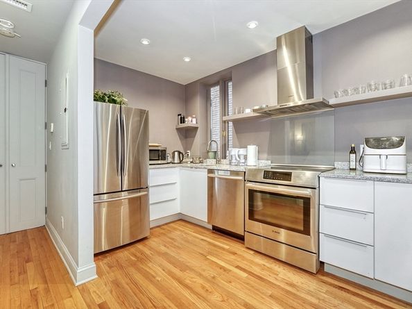 70 Clarendon St 1, Boston MA 02116