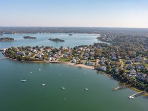 17 Paige Street, Hingham MA 02043