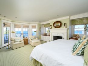 17 Paige Street, Hingham MA 02043