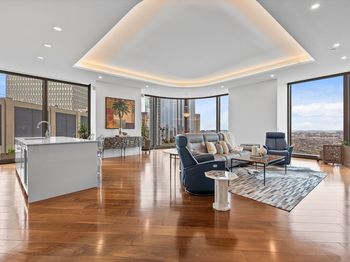 1 Dalton St