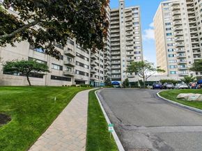 376 Ocean Ave 1615, Revere MA 02151
