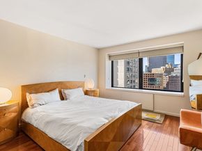 85 E India Row 11DEF, Boston MA 02110
