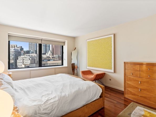 85 E India Row 11DEF, Boston MA 02110