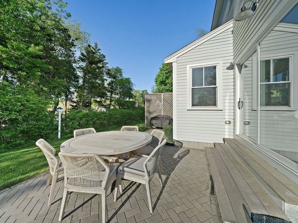 54 Chapel Street, Duxbury MA 02332