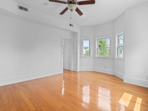 58 Oliver St 2, Somerville MA 02145