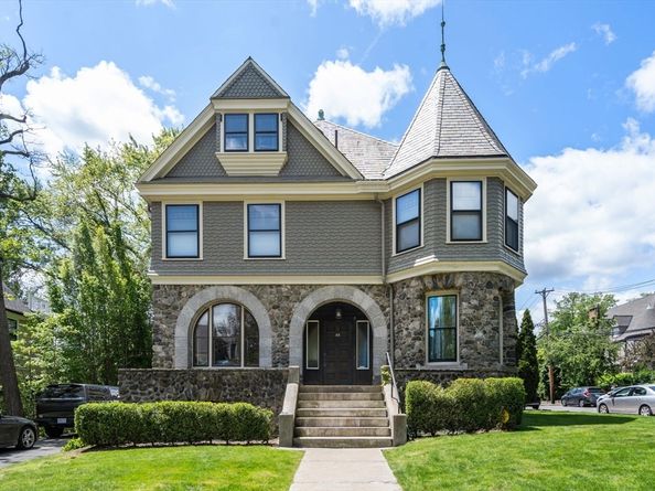 33 Agassiz St, Cambridge MA 02140