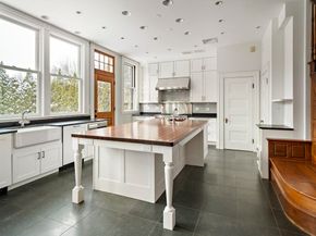 33 Agassiz St, Cambridge MA 02140