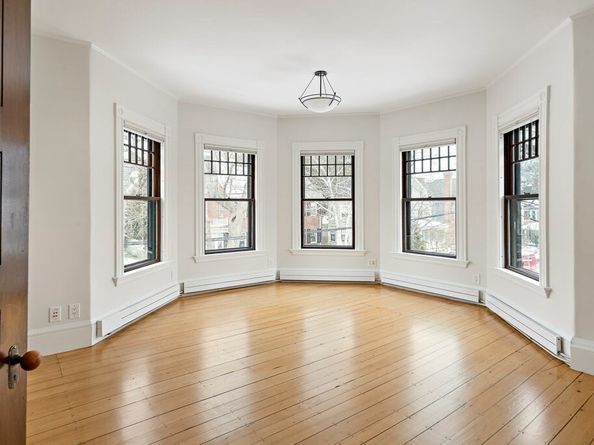 33 Agassiz St, Cambridge MA 02140