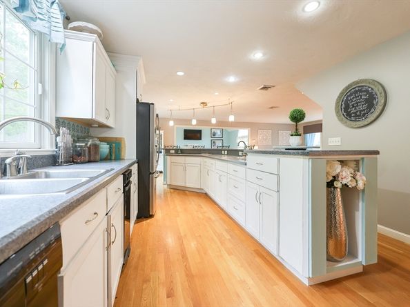 34 Highland Cir, Halifax MA 02338