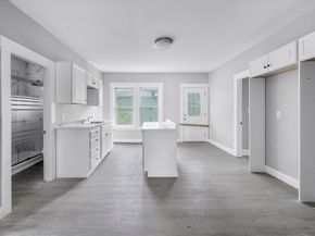 14-18 Florence St, Leominster MA 01453