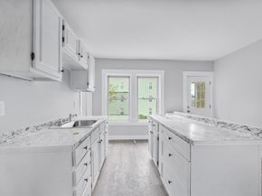 14-18 Florence St, Leominster MA 01453