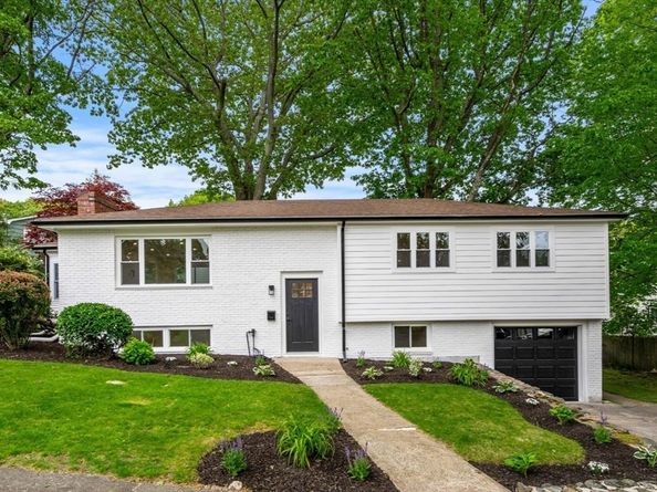26 Parsons Dr, Swampscott MA 01907