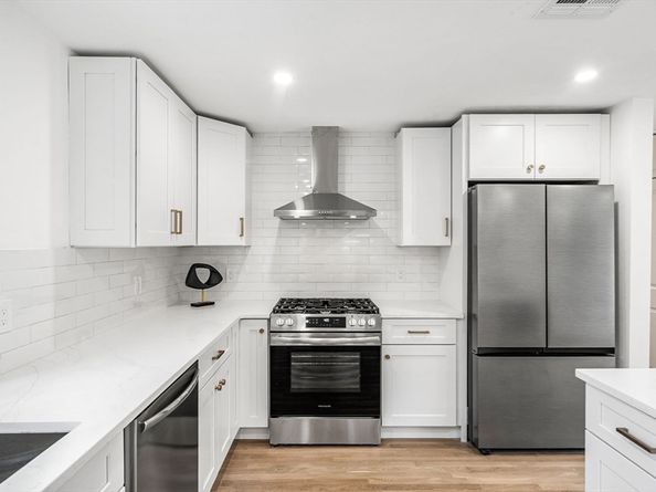 26 Parsons Dr, Swampscott MA 01907