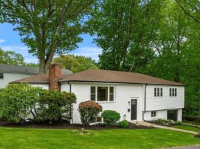 26 Parsons Dr, Swampscott MA 01907