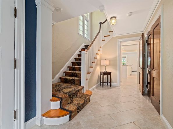 19 Ridge Rd, Newton MA 02468