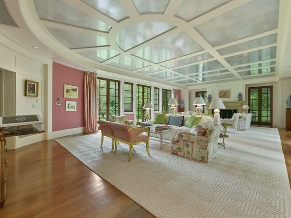 15 Claridge Drive, Weston MA 02493