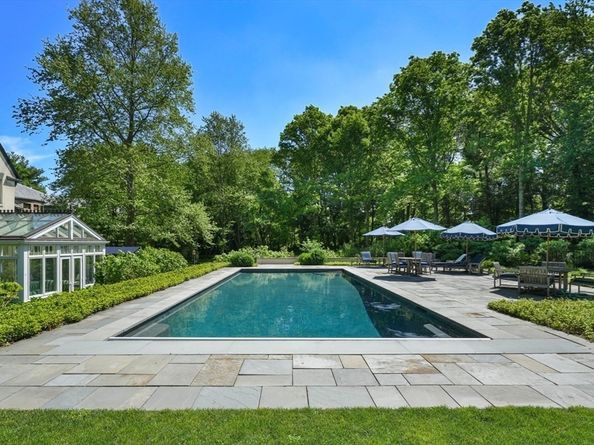 15 Claridge Drive, Weston MA 02493