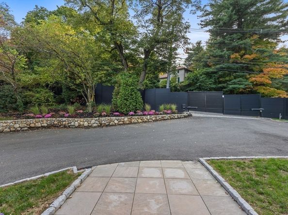 100 Cottage Street, Brookline MA 02445