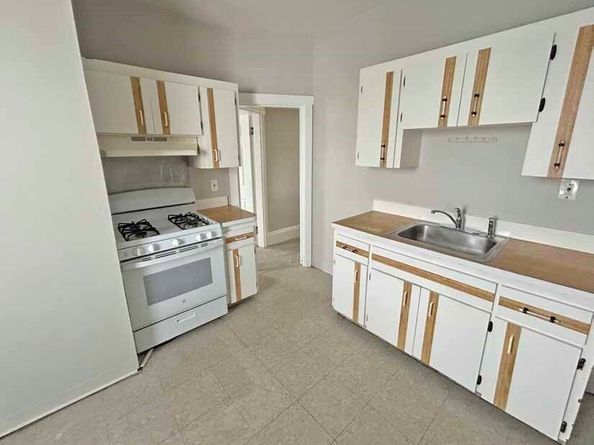 827-835 Broadway, Chelsea MA 02150