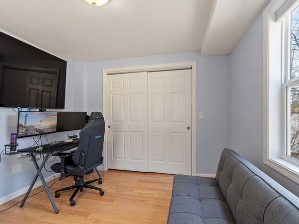 48 Whipple Rd, Billerica MA 01821