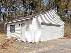 48 Whipple Rd, Billerica MA 01821