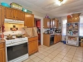 9 Carter St, Everett MA 02149