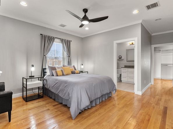 51 Robey St 51, Boston MA 02119