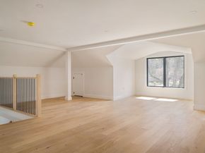 27 Cross St A, Newton MA 02465