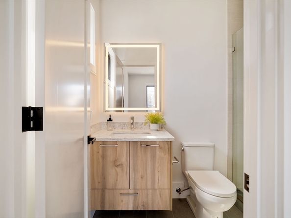 27 Cross St A, Newton MA 02465