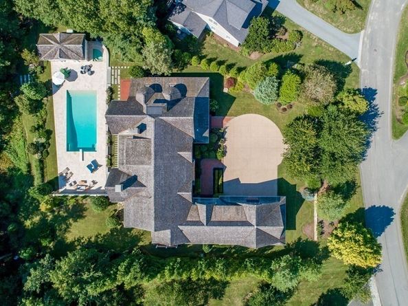19 High Ridge Dr, Mattapoisett MA 02739