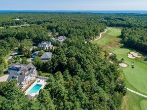 19 High Ridge Dr, Mattapoisett MA 02739