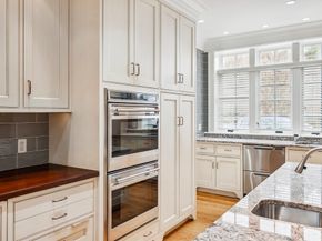 19 High Ridge Dr, Mattapoisett MA 02739
