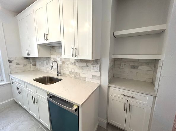 1666 Commonwealth Ave 24, Boston MA 02135
