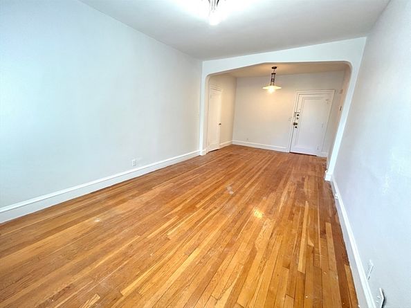 1666 Commonwealth Ave 24, Boston MA 02135