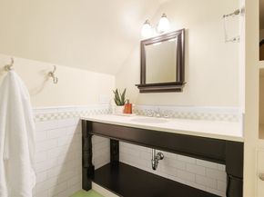 42 Edmunds Road, Wellesley MA 02481