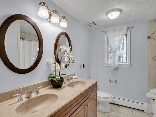 21 Orchard Crossing, Andover MA 01810