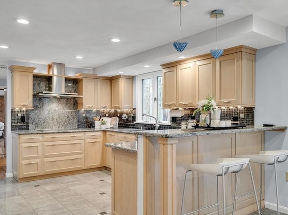21 Orchard Crossing, Andover MA 01810