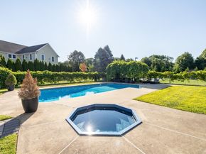2 Nollet Dr, Andover MA 01810