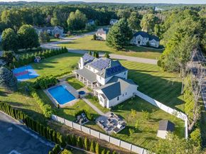 2 Nollet Dr, Andover MA 01810