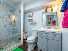 2 Nollet Dr, Andover MA 01810