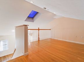 47 Alder St 6, Waltham MA 02453