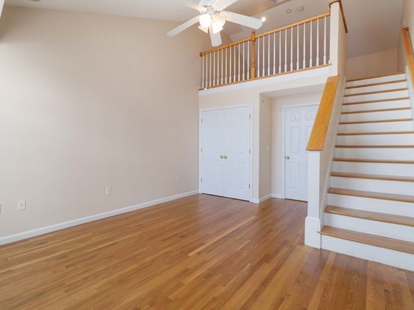 47 Alder St 6, Waltham MA 02453
