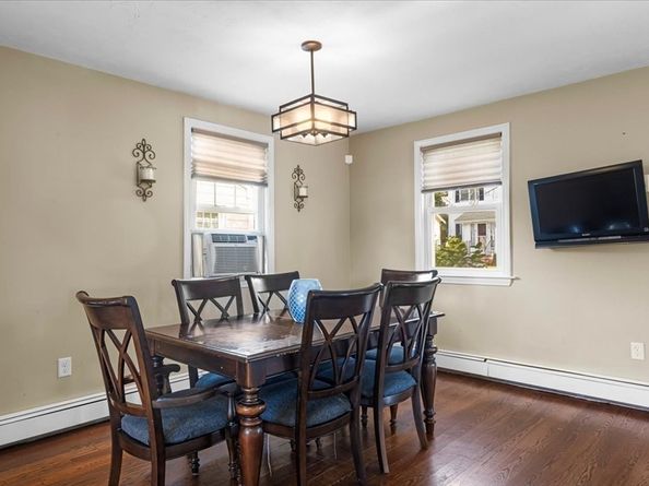 83 Edgemont Rd, Braintree MA 02184