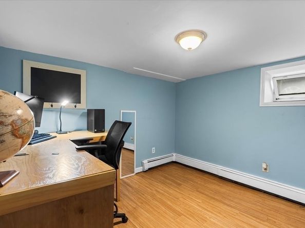 83 Edgemont Rd, Braintree MA 02184