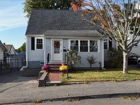 83 Edgemont Rd, Braintree MA 02184