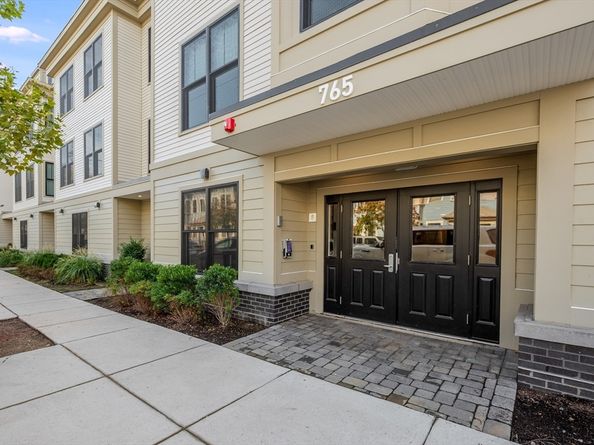 765 East 3rd Street 201, Boston MA 02127