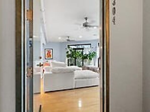 950 Dorchester Ave 304, Boston MA 02125