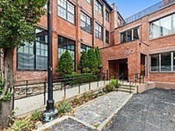950 Dorchester Ave 304, Boston MA 02125